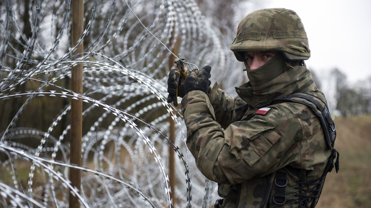 Polsko už s pomocí Ukrajině překročilo několik červených linií, říká expert